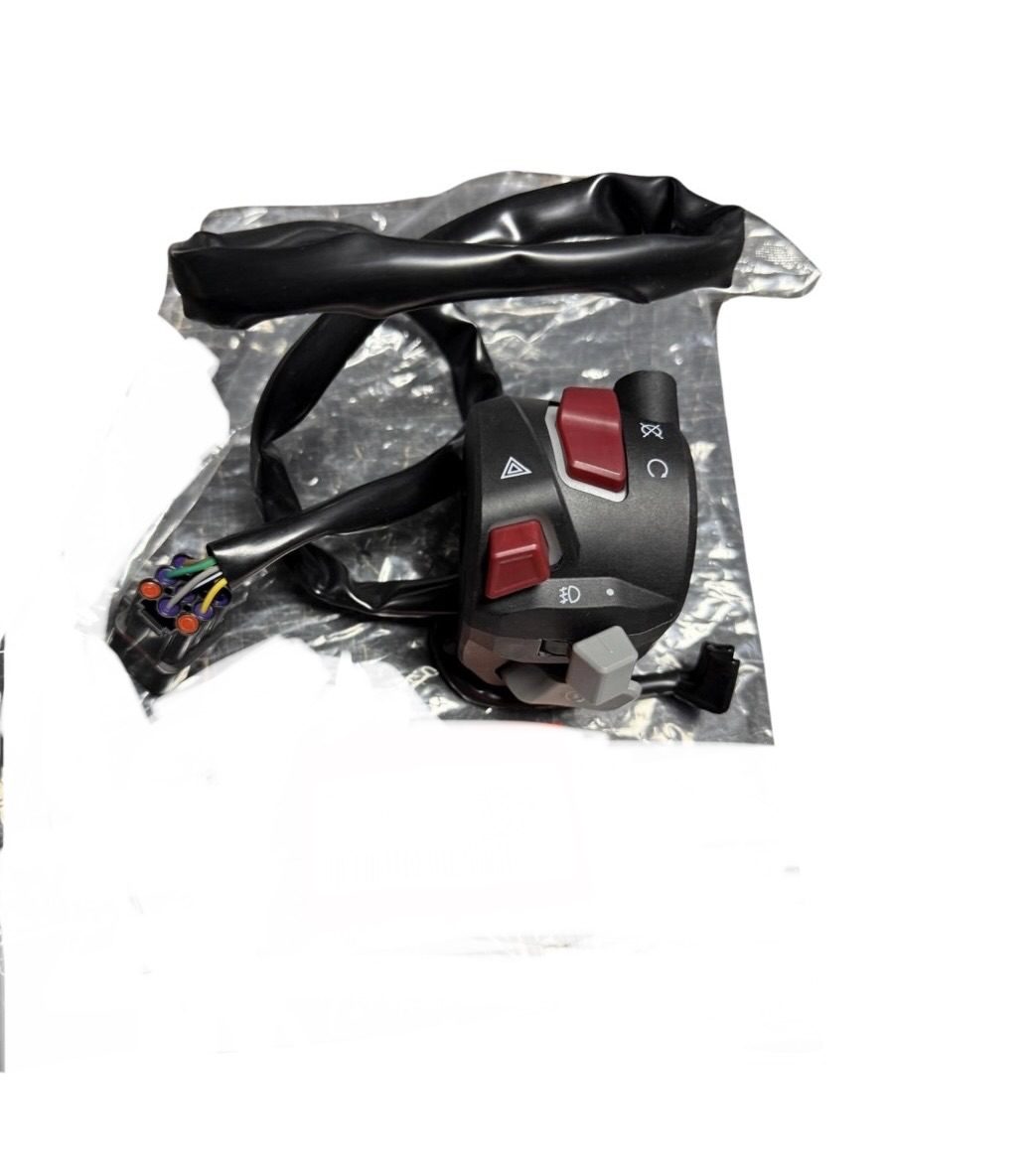 VOGE 625DSX DÜĞME BUTONU SAĞ